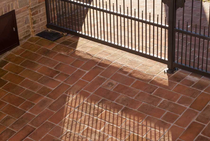 paviementi foramato 15x30 cm rustico