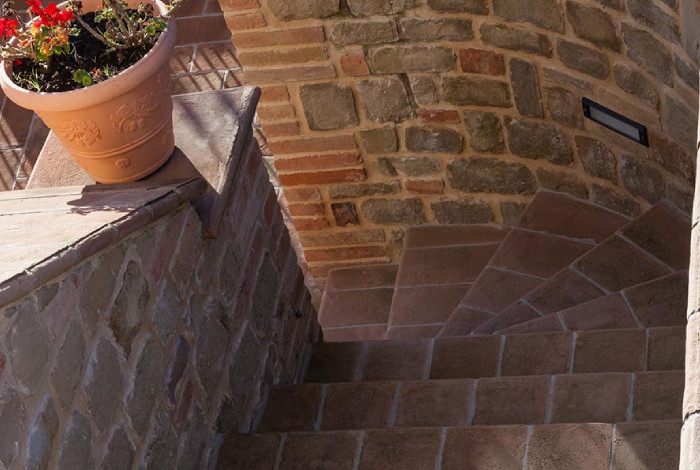 scale in cotto artigianali formati particolari